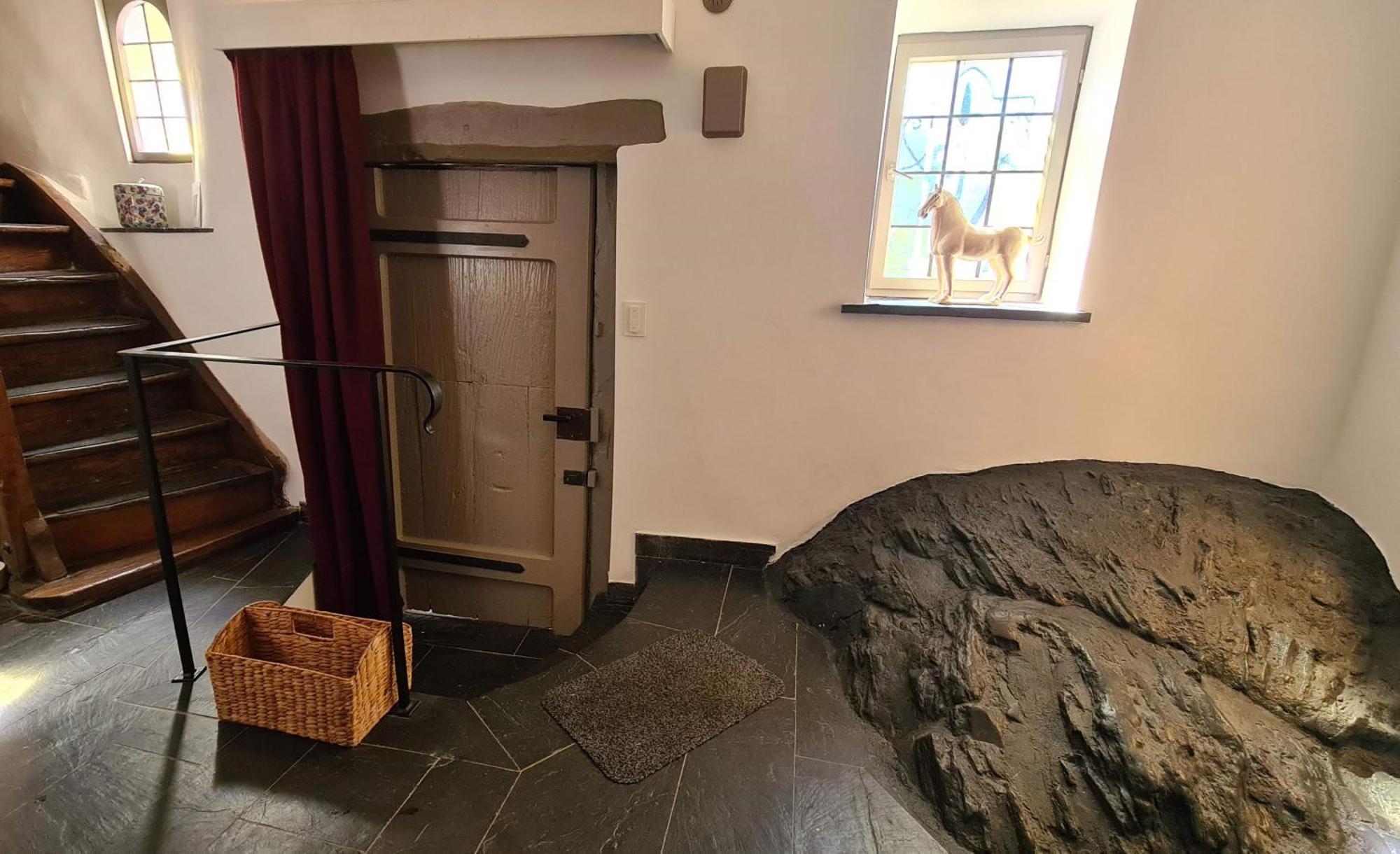 Moselperle- Urlaub Im Historischen Fachwerkhaeuschen Lejlighed Bullay Eksteriør billede
